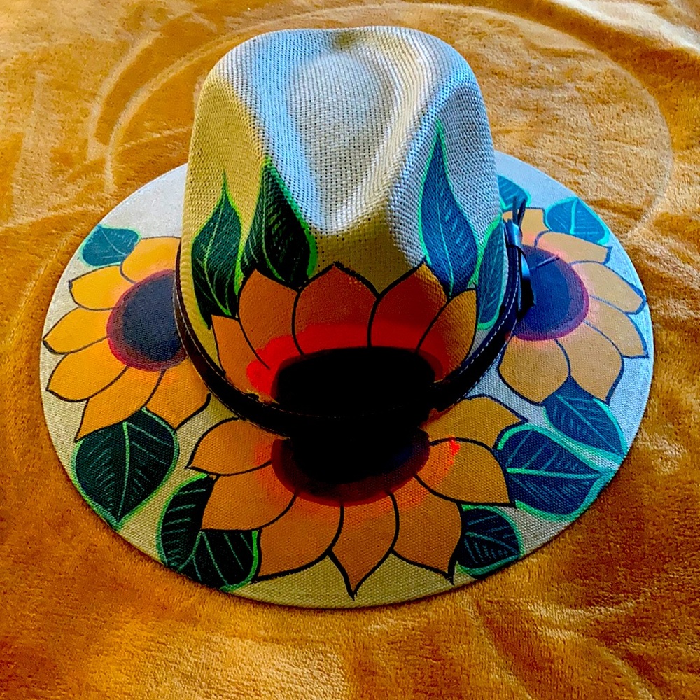 “Authentic Mexican “ hand painted Panama 🇵🇦 style hat “